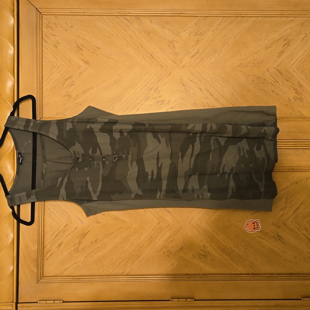 Splendid Size Small camo dress with ribbed side panels